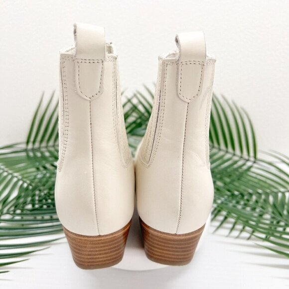 Marc Fisher Yarita White Leather Pointed Toe Low Heel Ankle Boots Size 6M - Picture 9 of 12